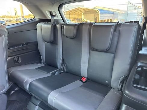 Used 2022 Subaru Ascent Onyx Edition image 11