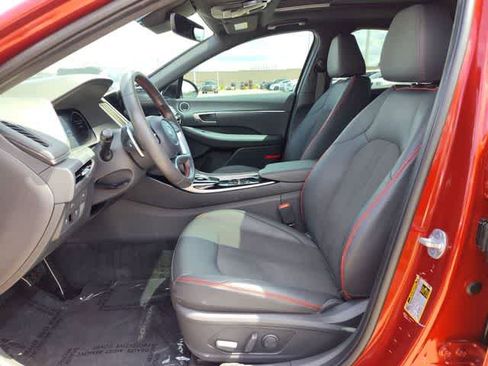Used 2023 Hyundai Sonata SEL Plus image 5