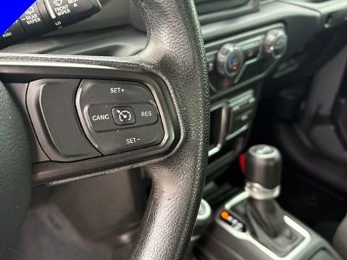 Used 2019 Jeep Wrangler Sport AWD/4WD image 15