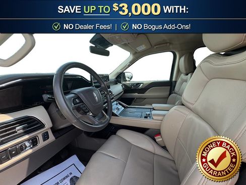 Used 2024 Lincoln Navigator Premiere AWD/4WD image 19