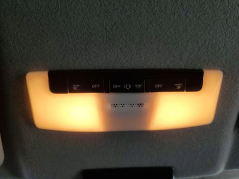 Used 2023 Nissan Kicks S FWD image 21