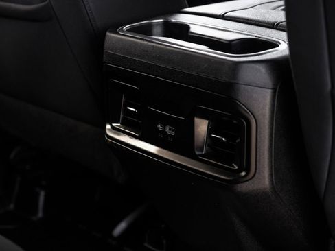 Used 2022 Chevrolet Silverado 1500 LT w/ Z71 Off-Road Package image 38