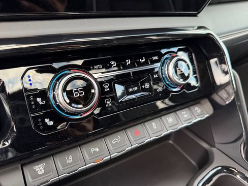 New 2026 GMC Sierra 2500 AT4X AWD/4WD image 29