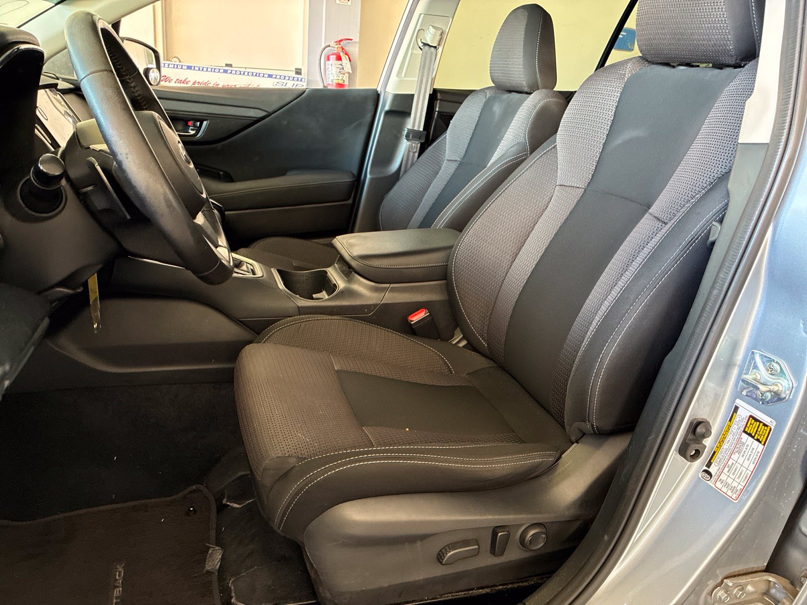 Used 2023 Subaru Outback Premium AWD/4WD image 8