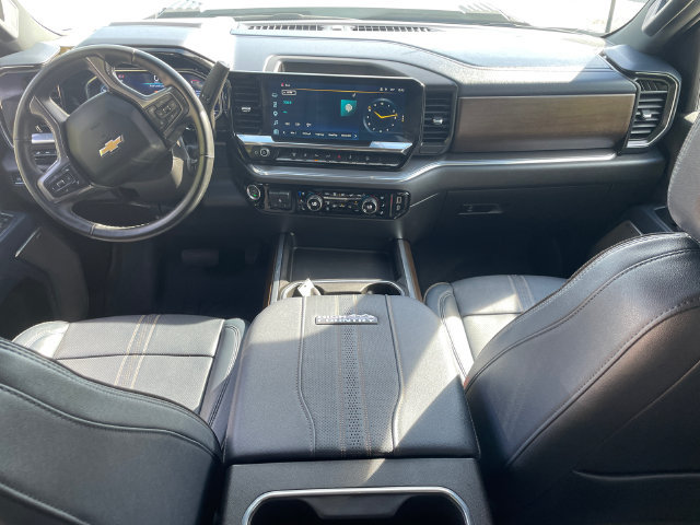 Used 2025 Chevrolet Silverado 2500 High Country w/ High Country Premium Package AWD/4WD image 21