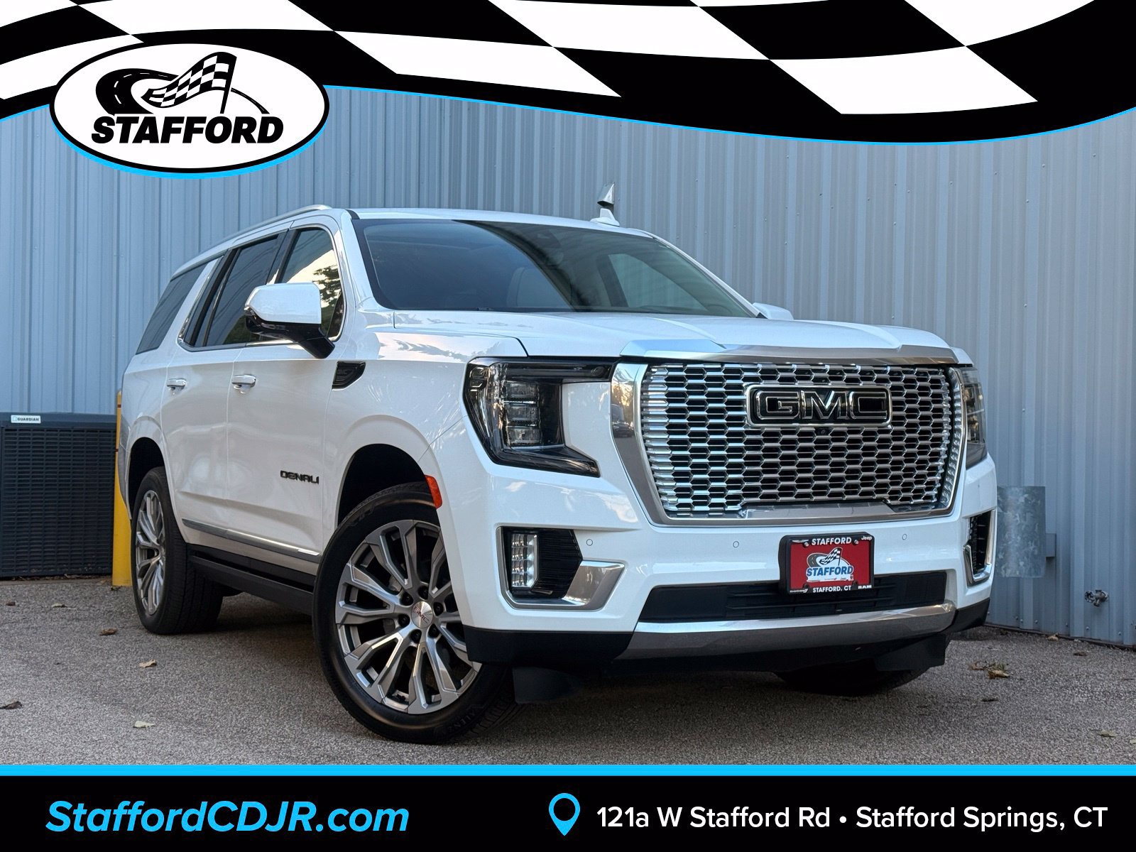 Used 2021 GMC Yukon Denali w/ Denali Premium Package AWD/4WD image 1