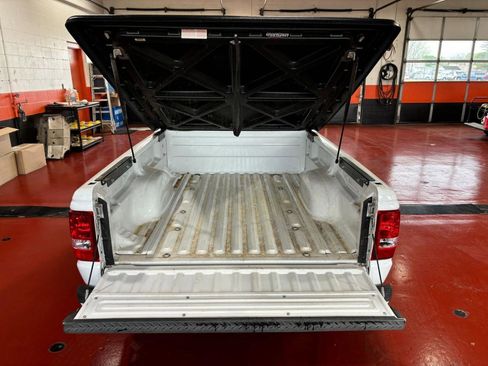 Used 2011 Ford Ranger XLT image 29