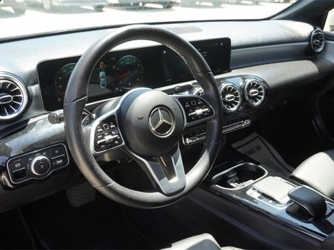 Used 2020 Mercedes-Benz A 220 w/ Premium Package image 17