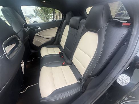 Used 2018 Mercedes-Benz GLA 250 image 10