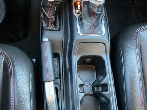 Used 2022 Jeep Gladiator Rubicon w/ LED Lighting Group image 17