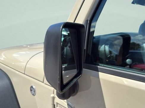 Used 2018 Jeep Wrangler Unlimited Sport S AWD/4WD image 4