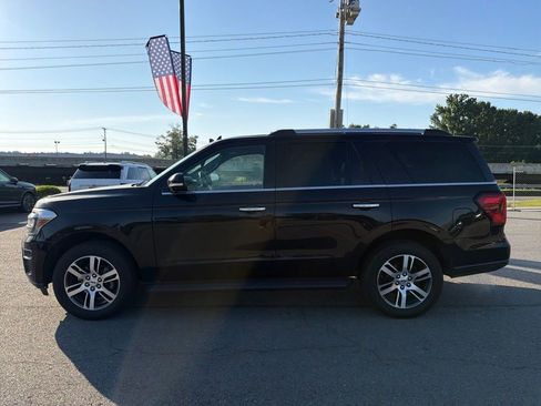 Used 2024 Ford Expedition Limited AWD/4WD image 9