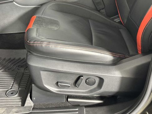 Used 2025 Ford Ranger Raptor AWD/4WD image 12