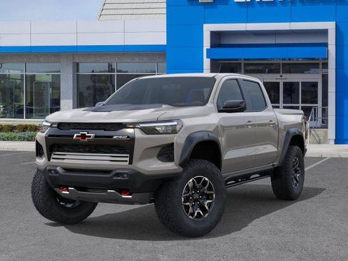 New 2026 Chevrolet Colorado ZR2 w/ Technology Package AWD/4WD image 6