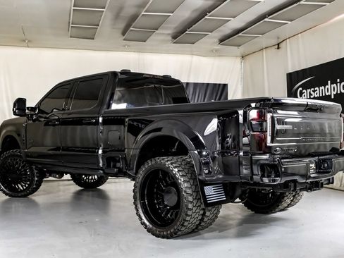 Used 2024 Ford F350 Limited w/ FX4 Off-Road Package AWD/4WD image 10
