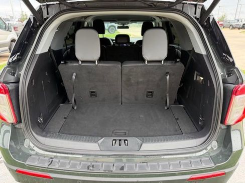 Certified 2022 Ford Explorer XLT w/ Equipment Group 202A RWD image 7