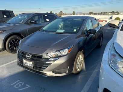 Used 2023 Nissan Versa S w/ Trunk Package