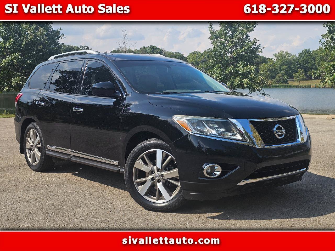 Used 2014 Nissan Pathfinder Platinum w/ Platinum Premium Package FWD image 1
