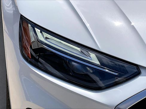 Used 2021 Audi Q5 Premium Plus image 27