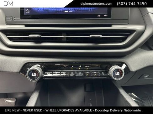 Used 2024 Chevrolet Silverado EV W/T AWD/4WD image 36