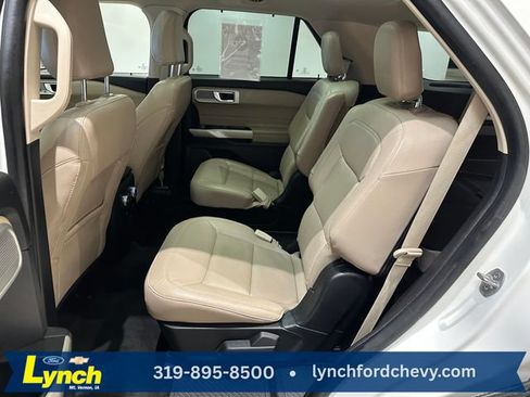 Used 2022 Ford Explorer Limited w/ Equipment Group 301A AWD/4WD image 21