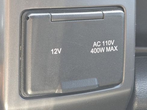 Used 2020 Ford F150 XLT w/ Equipment Group 302A Luxury image 11