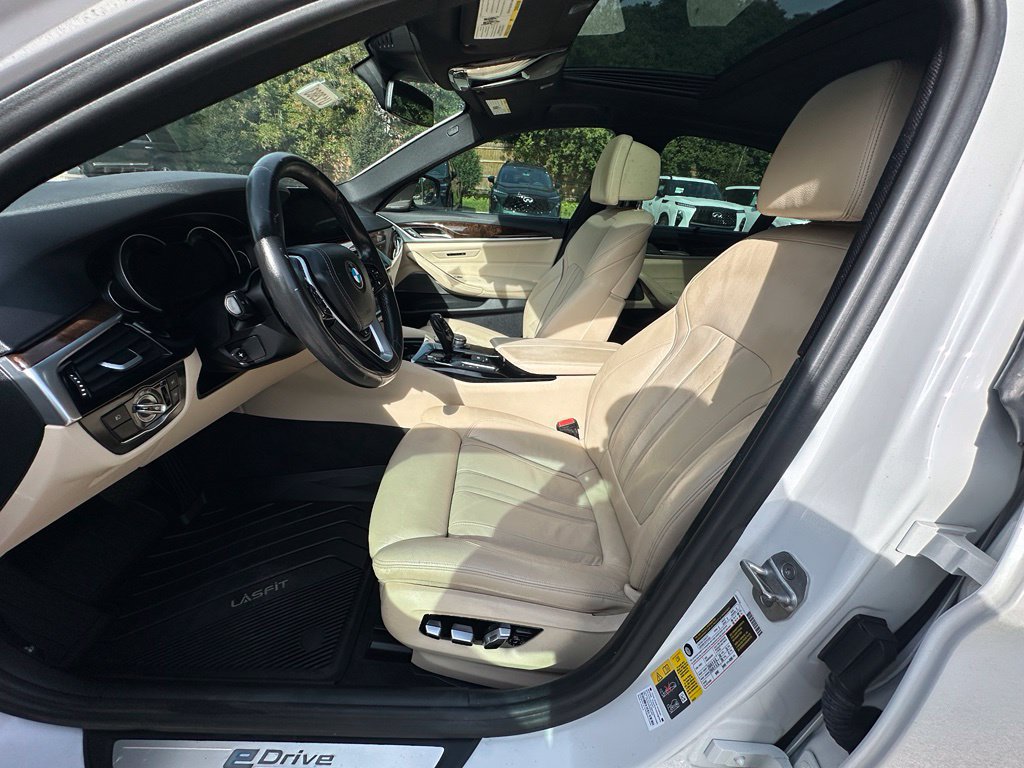 Used 2018 BMW 530e RWD image 18