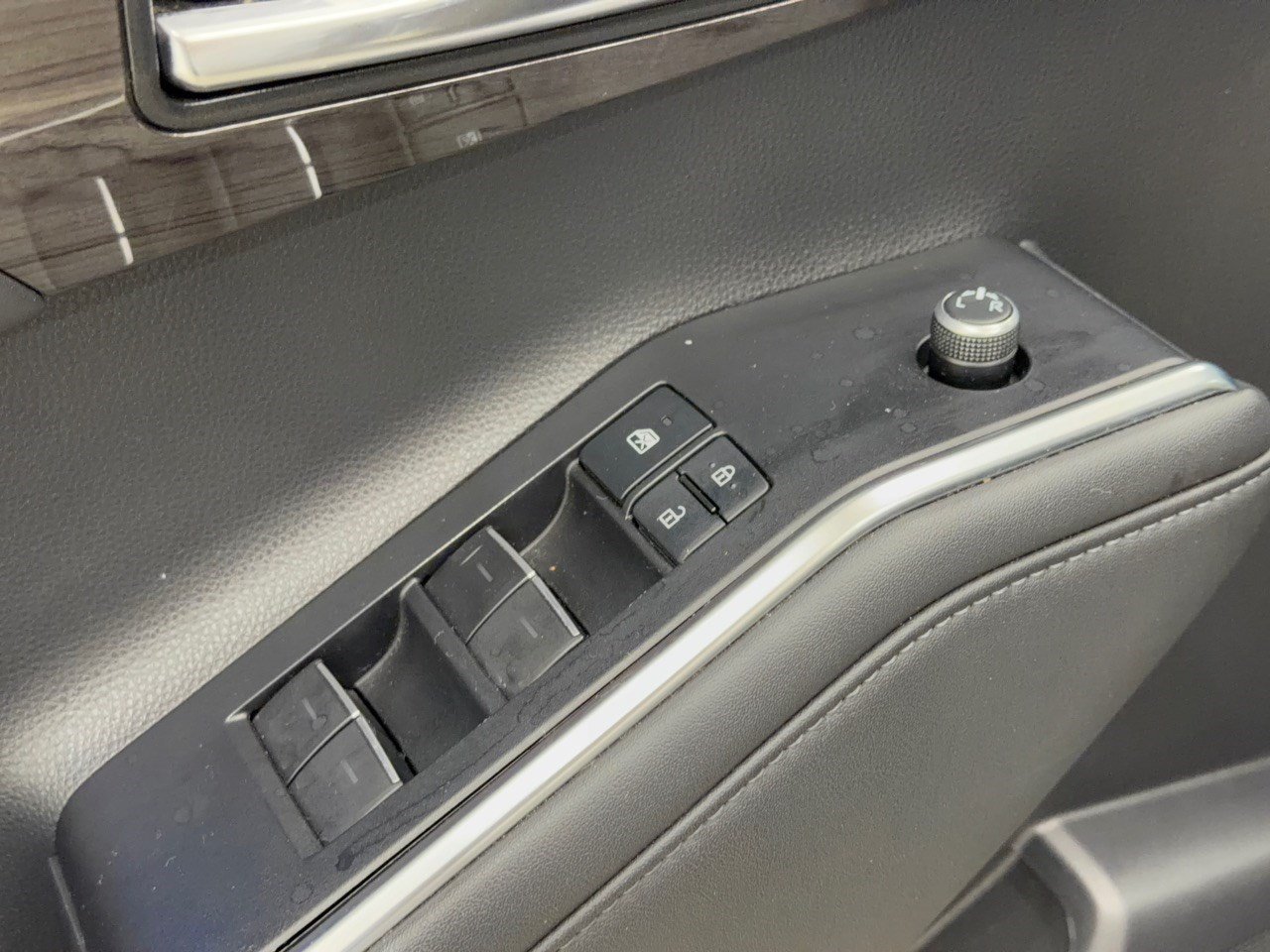 Used 2022 Toyota Highlander Platinum AWD/4WD image 15