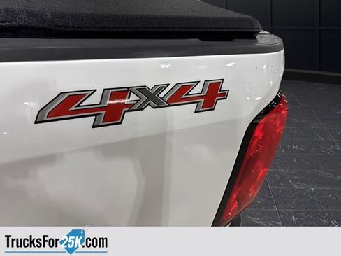 Used 2017 Chevrolet Colorado LT w/ Redline Special Edition image 35