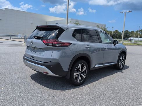 Used 2022 Nissan Rogue Platinum w/ Head-Up Display Package AWD/4WD image 5