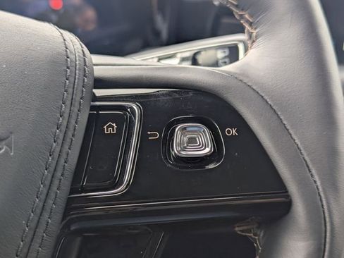 New 2026 Lincoln Aviator 2WD w/ Jet Appearance Package image 26