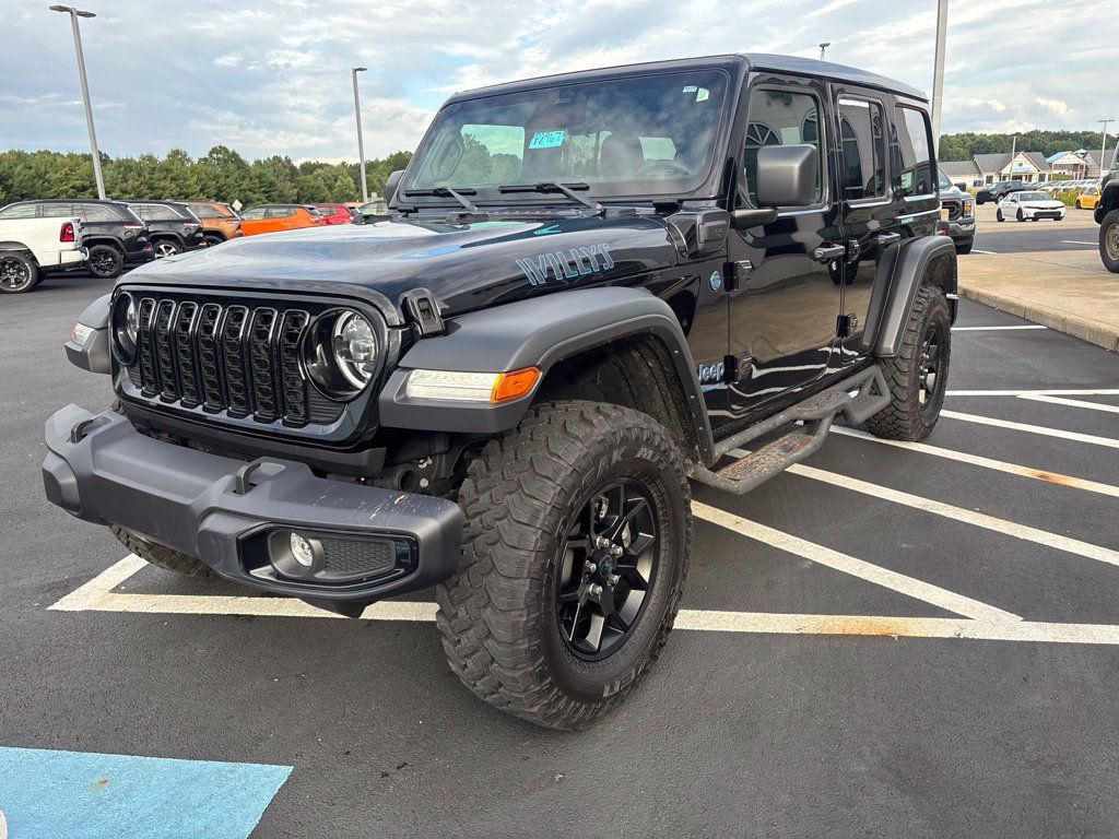 Used 2025 Jeep Wrangler Unlimited Sport S 4xe AWD/4WD image 5