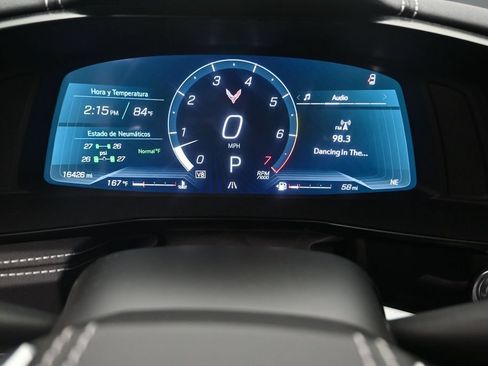 Used 2025 Chevrolet Corvette Stingray Preferred Conv w/ Z51 Performance Package RWD image 13
