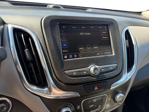 Used 2020 Chevrolet Equinox LS w/ LS Convenience Package FWD image 12