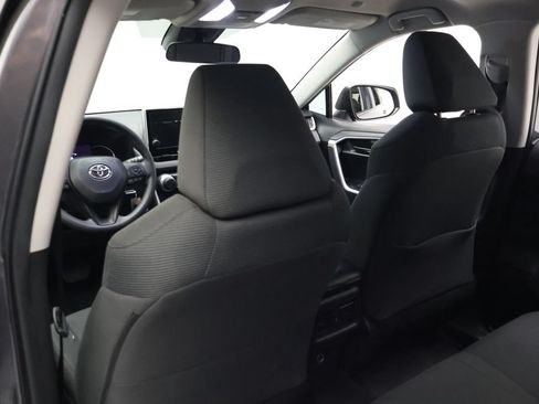 Used 2024 Toyota RAV4 LE FWD image 19