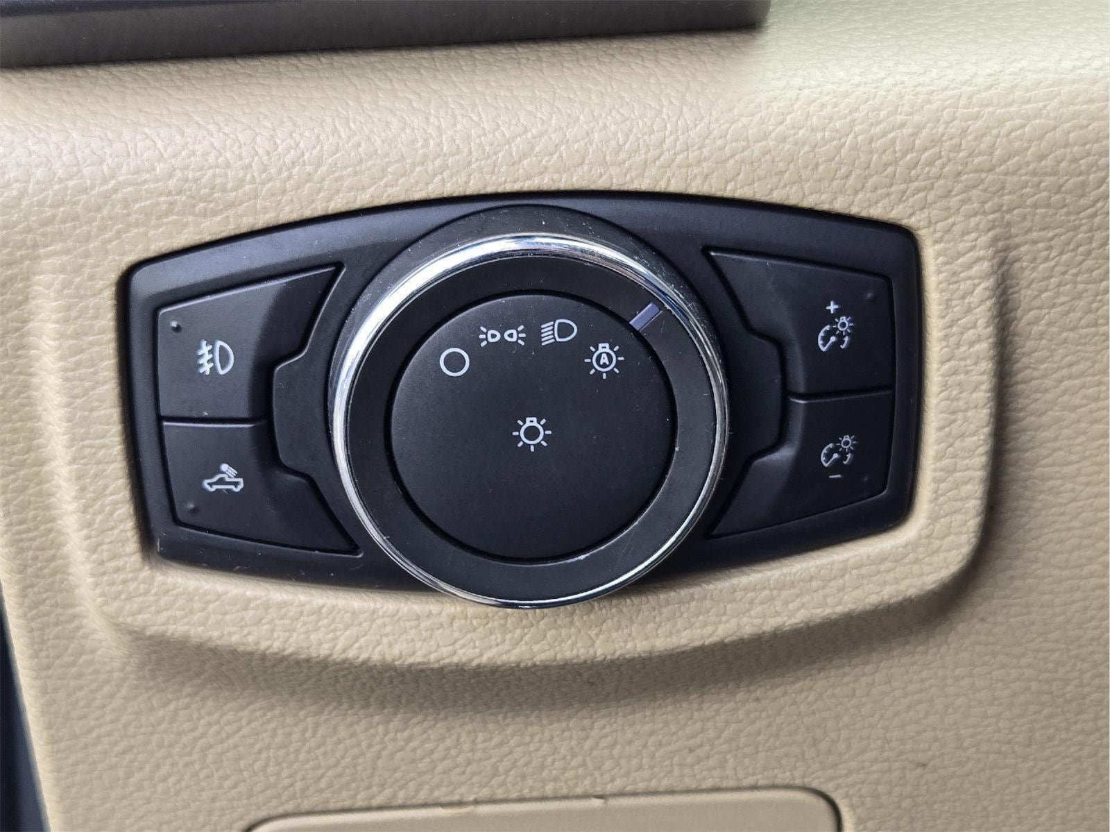 Used 2015 Ford F150 XLT w/ Equipment Group 302A Luxury AWD/4WD image 20
