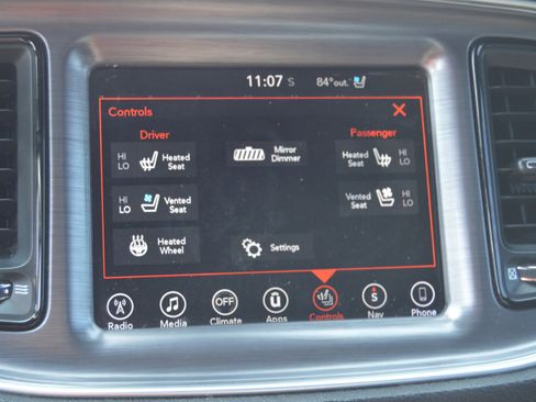 Used 2017 Dodge Challenger SXT Plus image 9