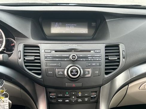 Used 2011 Acura TSX Sedan image 19