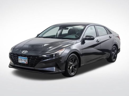 Used 2023 Hyundai Elantra SEL FWD image 1