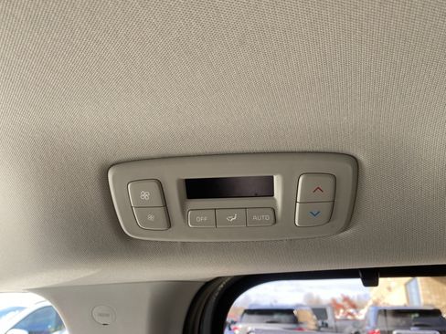 Used 2024 Kia Carnival SX Prestige image 23