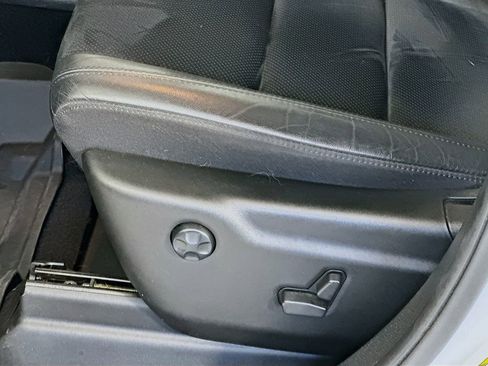 Used 2022 Jeep Grand Cherokee Laredo X AWD/4WD image 22