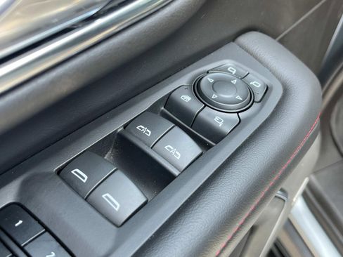 Used 2023 Chevrolet Suburban RST w/ Sport Performance Package image 30