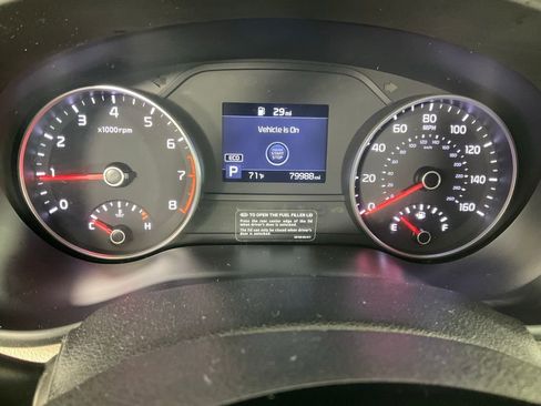 Used 2020 Kia Sportage EX image 16