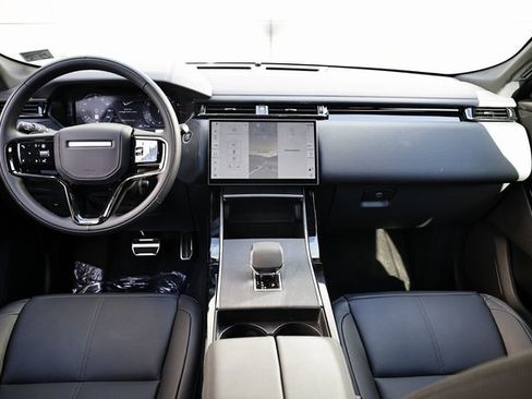 New 2026 Land Rover Range Rover Velar Dynamic SE image 32