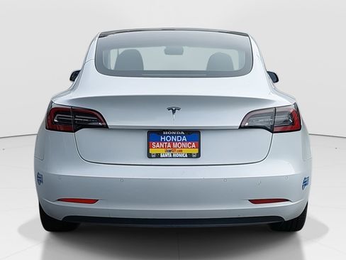 Used 2020 Tesla Model 3 Standard Range Plus image 6
