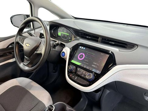 Used 2021 Chevrolet Bolt LT image 19