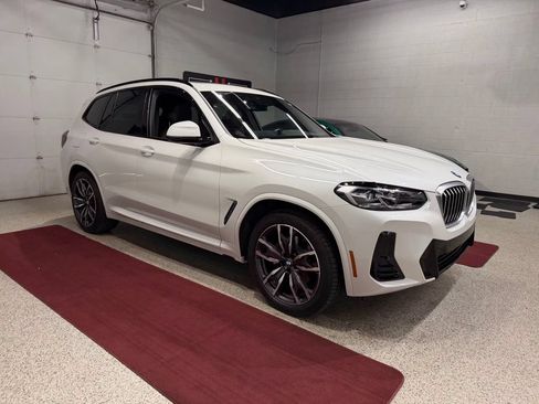 Used 2022 BMW X3 xDrive30i w/ M Sport Package 2 AWD/4WD image 11