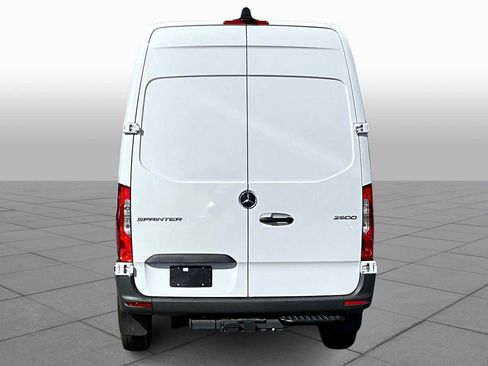 New 2025 Mercedes-Benz Sprinter 2500 image 4