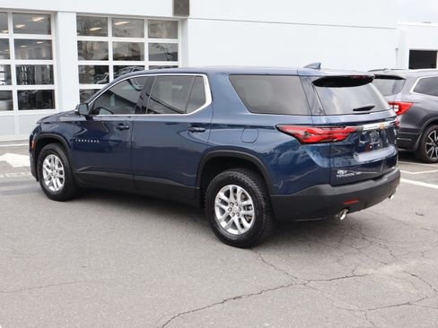 Used 2023 Chevrolet Traverse LS w/ Safety Package AWD/4WD image 8
