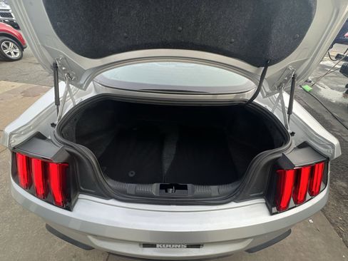 Used 2018 Ford Mustang GT w/ Equipment Group 301A image 24